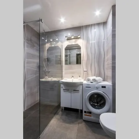 Appartement New Old Town - 54m2 - 6 Beds - New Bulding - Lift *