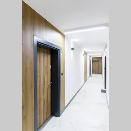 New Old Town - 54m2 - 6 Beds - New Bulding - Lift Wrocław