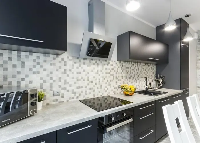 New Old Town - 54m2 - 6 Beds - New Bulding - Lift Apartamento Wrocław